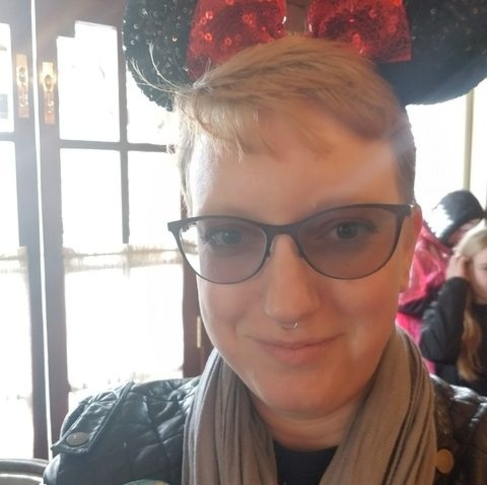 Meet your Posher, Ellen